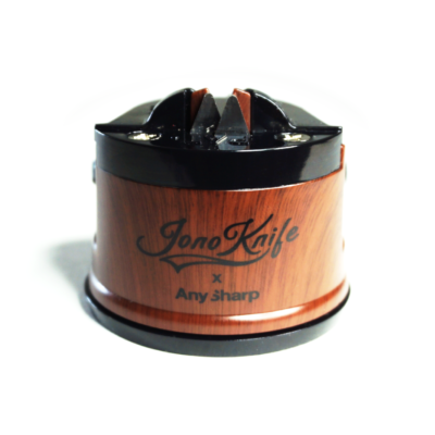 JonoKnife x AnySharp, the world's best bread knife sharpener. 1